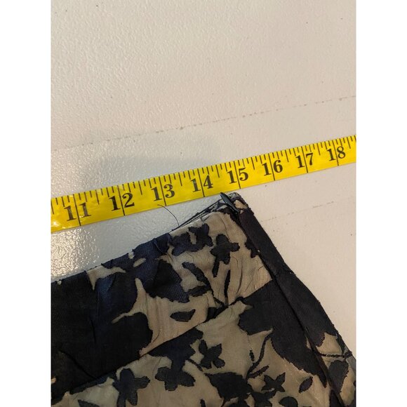 Apt. 9 Black & Gold Floral A-Line Skirt Size 6 - Picture 6 of 7